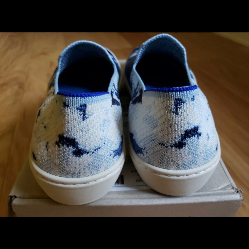 NEW Rothy’s Limited Edition Shibori’s - Picture 5 of 8